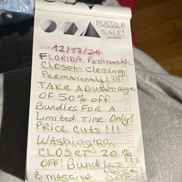 ***Florida Closet Closing Sale: Extended*** - Picture 1 of 1